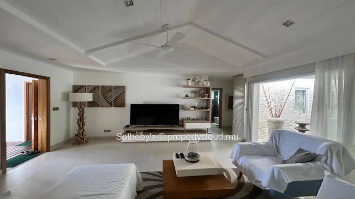 Casa Luminosa