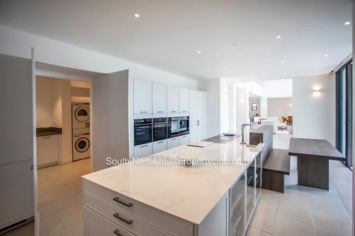 Ultra Luxury Contemporary Villa with Sunset Views, Tamarin