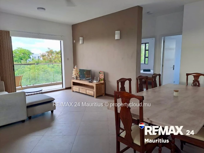 New Furnished Apartment with Private Rooftop in Green Creek