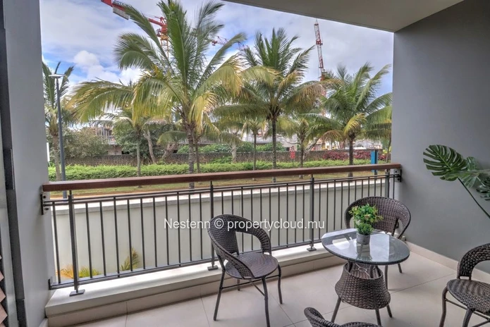 Modern 3-bedroom apartment in Beau Plan, Smart City.