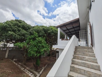 7 Bedroom Villa