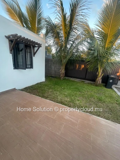 Charming Single-Story Villa