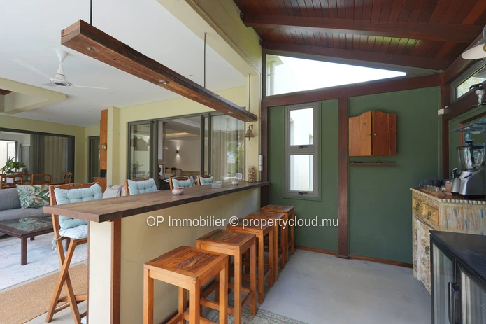 Villa PDS de 331 m² avec piscine privée à vendre à Mont Mascal