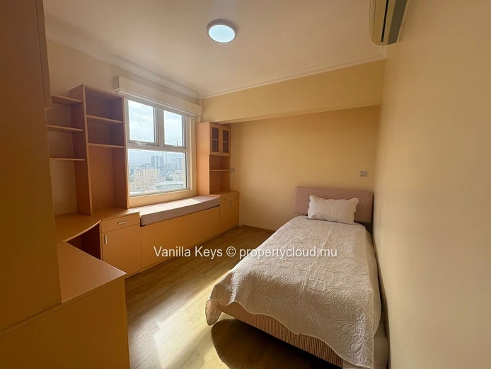 Penthouse spacieux de 334 m² à vendre à Quatre Bornes