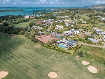 5 Bedroom Villa