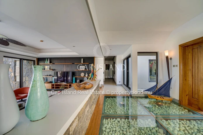 Anahita - Villa d'exception pieds dans l'eau, sur le golf