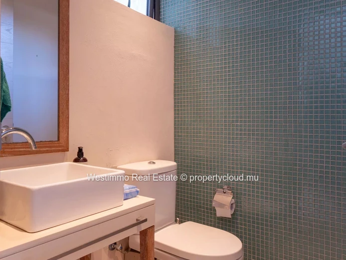 3-bedroom duplex with private pontoon at La Balise Marina