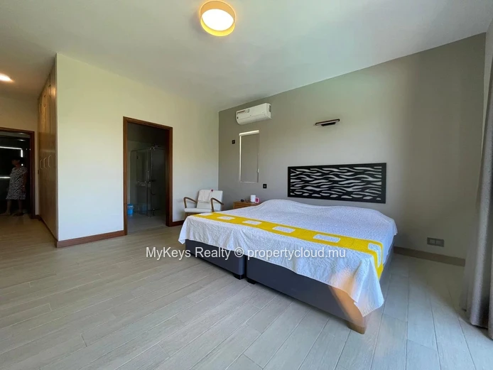Panoramic Sea View – 5 Bedrooms - Cascavelle