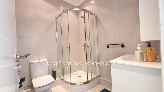 Bedroom Apartment for Rent – Bain Boeuf