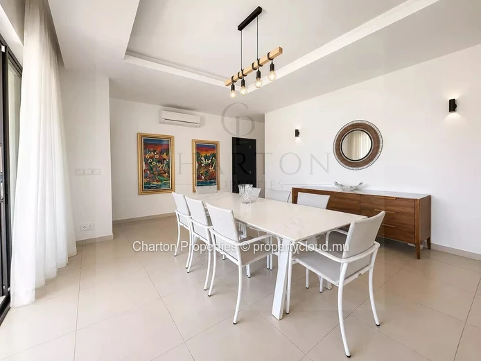Villa contemporaine de 3 chambres avec vaste jardin paysager et piscine privée au cœur du Nord de l'Île Maurice