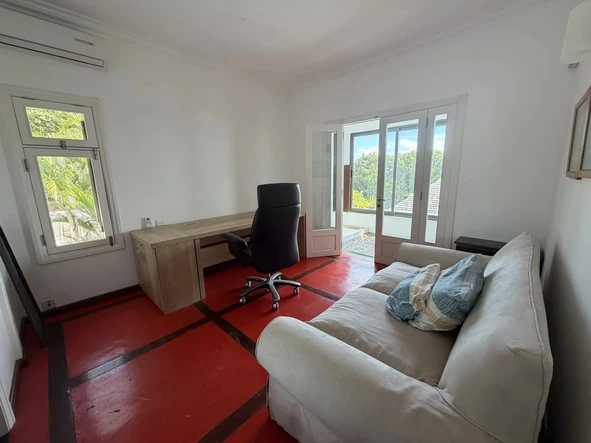 5 Bedroom Villa