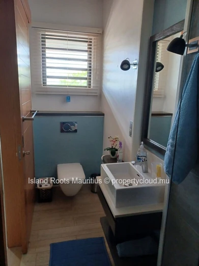 Apartment for Sale or Rent - 3 Bedrooms in Balaclava