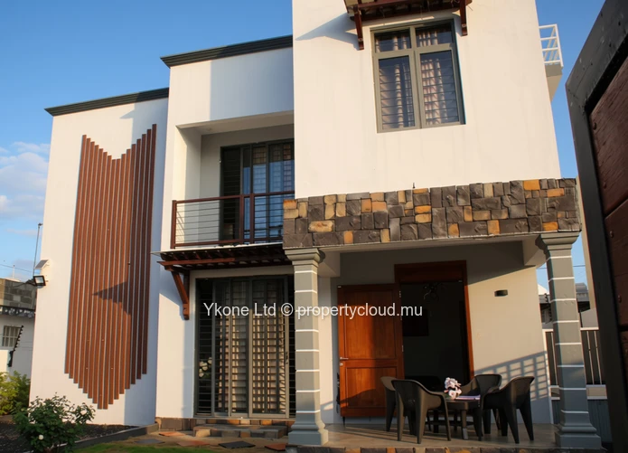 House To Rent In Trou aux Biches