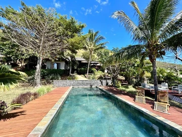 5 Bedroom Villa
