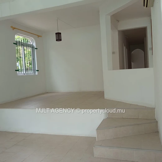 Maison/Villa - 3 chambres - 170 m² Beau Bassin, Centre