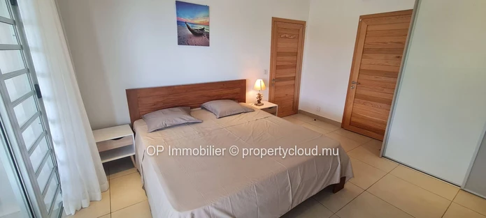 Appartement RES à vendre à Ilot Fortier, Rivière Noire. 173m² habitables, terrain de 267m², 3 chambres, piscine privé...