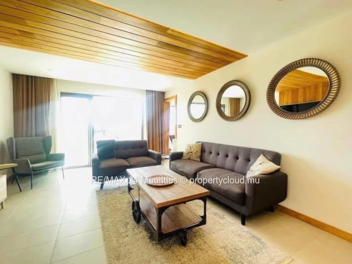 Second-Floor Apartment in Pereybere | Views