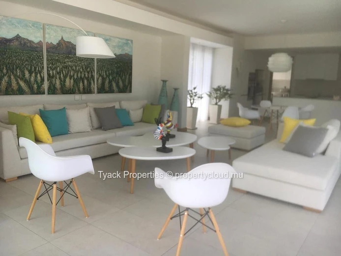 Villa de luxe de 4 chambres à louer – Mont Choisy, Île Maurice