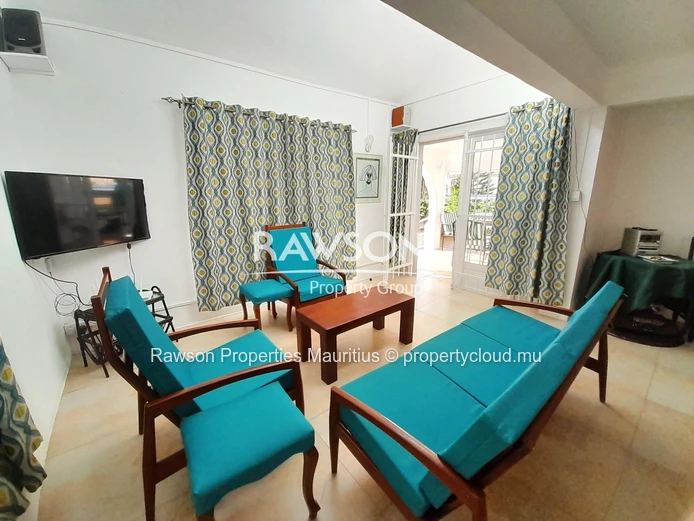 Villa Tropicale De 5 Chambres Avec Studio Indépendant Près De La Plage