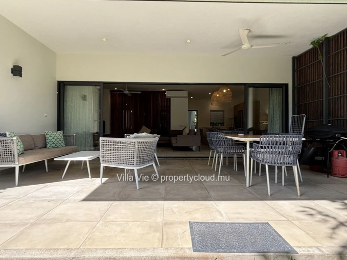 Pointe aux Canonniers - Beautiful 3-bedroom apartment on the ground floor