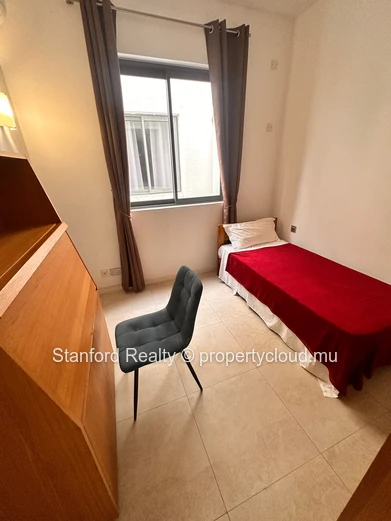 Appartement élégant de 2 chambres + bureau à seulement 200 m de la plage – Pereybere