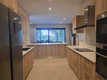 4 Bedroom Apartment