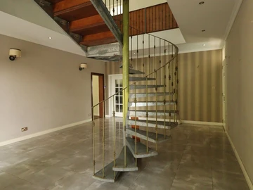 Maison de 8 Chambres
