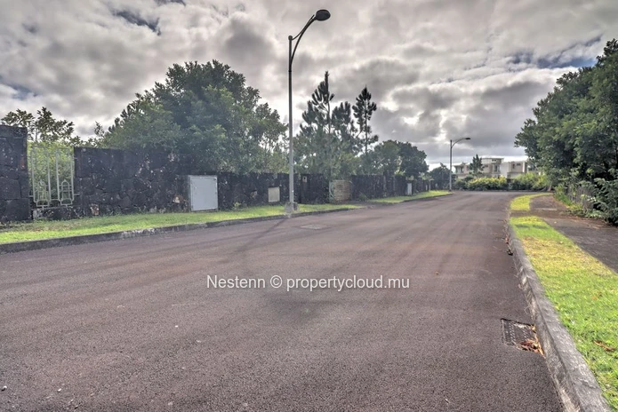 Exceptional residential plot 