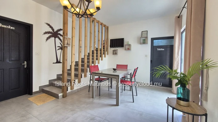FOR RENT – MONT CHOISY | Superb 2-Bedroom Villa with Private Pool 