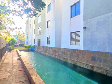 Bel appartement 3 chambres , 60 m de la plage de pereybere, ACCESSIBLE AUX ETRANGERS