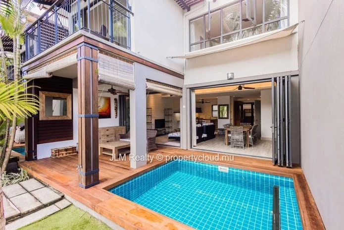 For sale, lovely waterfront duplex in the only residential marina of Mauritius, in Black River