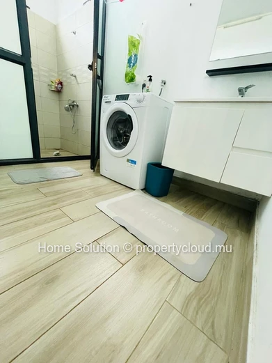 Exclusivité Rare à Pérybère : Appartement de Standing avec Grand Jardin Privé