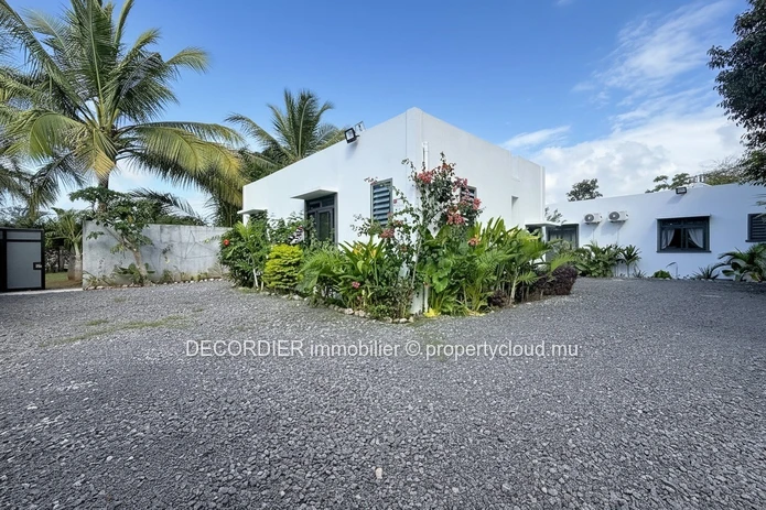 Magnificent Villa for rent - Poudre d'or