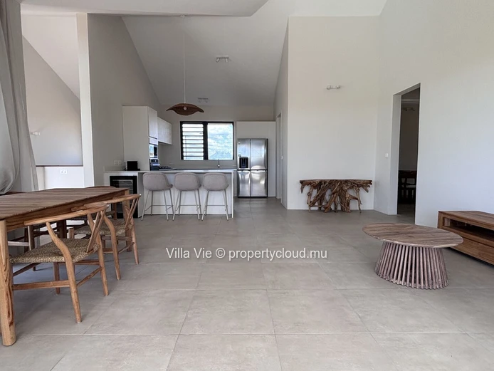 Belle Vue - New 3-bedroom house with swimming pool