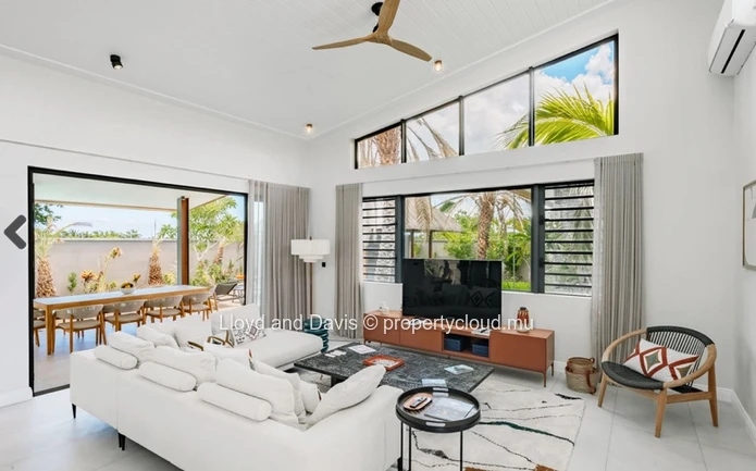 Exceptional Contemporary Villa