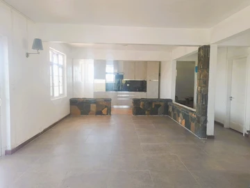 6 Bedroom House