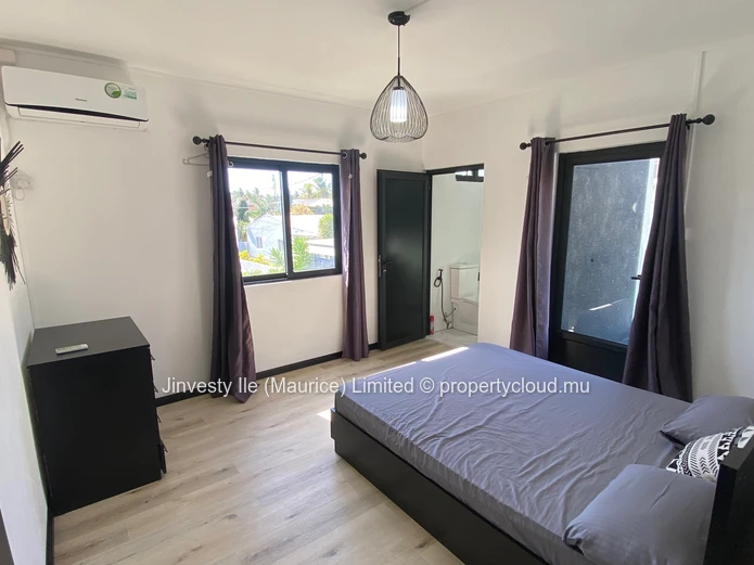 JINVESTY MAURITIUS : RENT 3 BR House Mont Choisy beach on walk... 69000