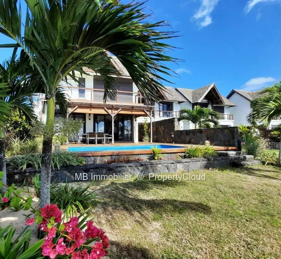 Villa en front de mer à louer à Pointe aux Canonniers
