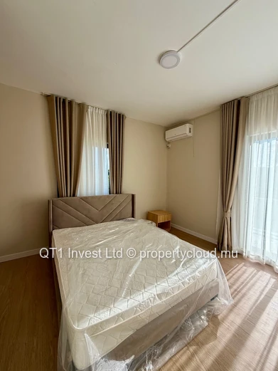 New Villa Close To The Sea In Secured Resdicences