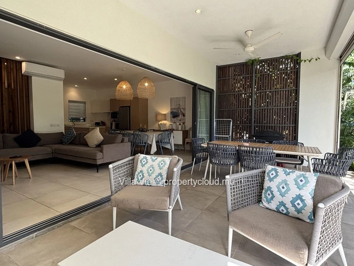 Pointe aux Canonniers - Beautiful 3-bedroom apartment on the ground floor