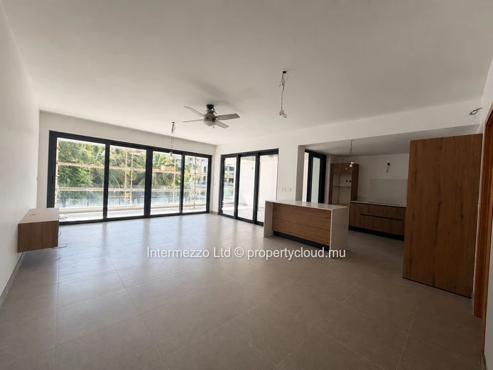 Appartement 3 chambres 147m² à Péreybère – 590 000€ | Livraison imminente | Plage privée à pied | Finitions haut de g...
