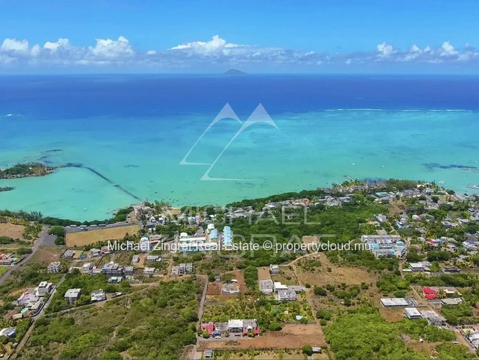 3 bedrooms ground floor apartment - Grand Gaube