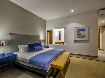 4 Bedroom Villa