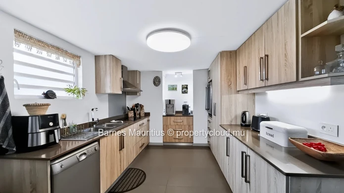 BLACK RIVER - Apartment - 4 bedrooms