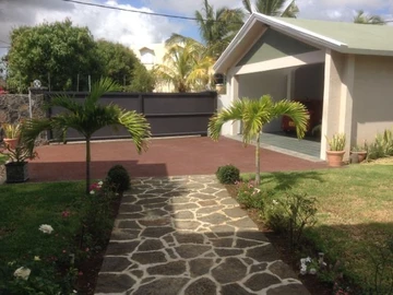 6 Bedroom Villa