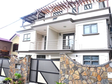 Townhouse, Duplex de 3 Chambres