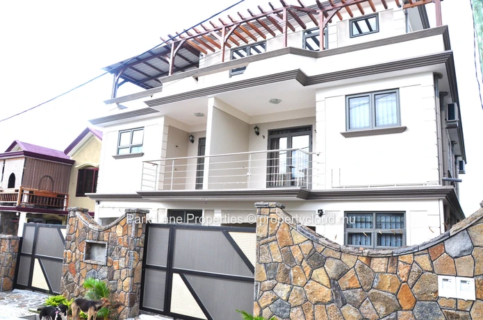 Brand new contemporary duplex
