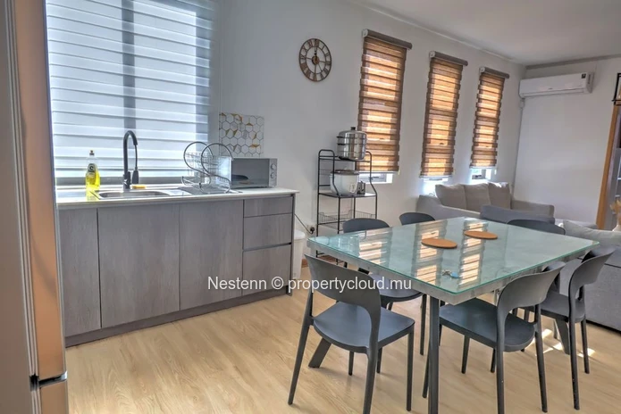 Modern 3-bedroom apartment with balcony