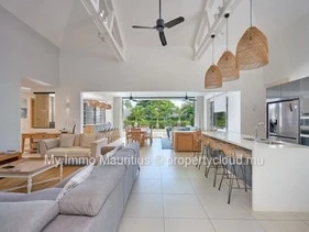 4-Bedroom En-Suite Villa in Pereybère