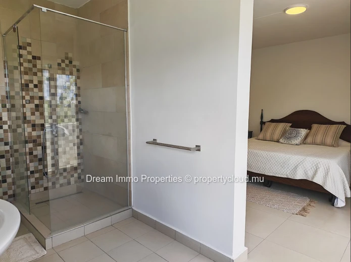 Location Superbe Penthouse En Duplex À Quatre Bornes – Ile Maurice